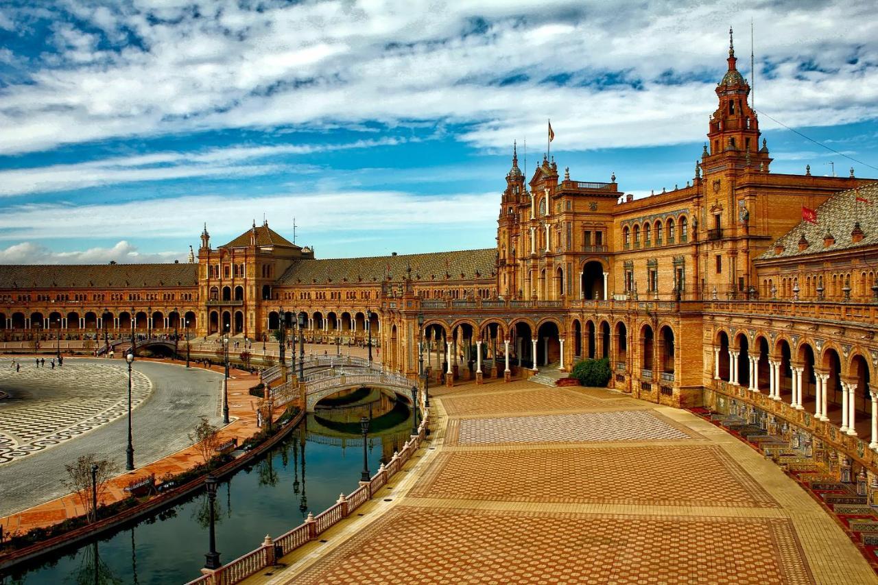 Plaza De Espana. Dreams Seville Exterior photo